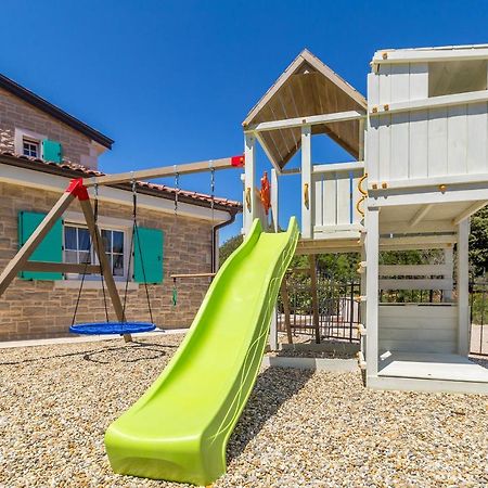 Holiday House Chiara Vrh  ภายนอก รูปภาพ