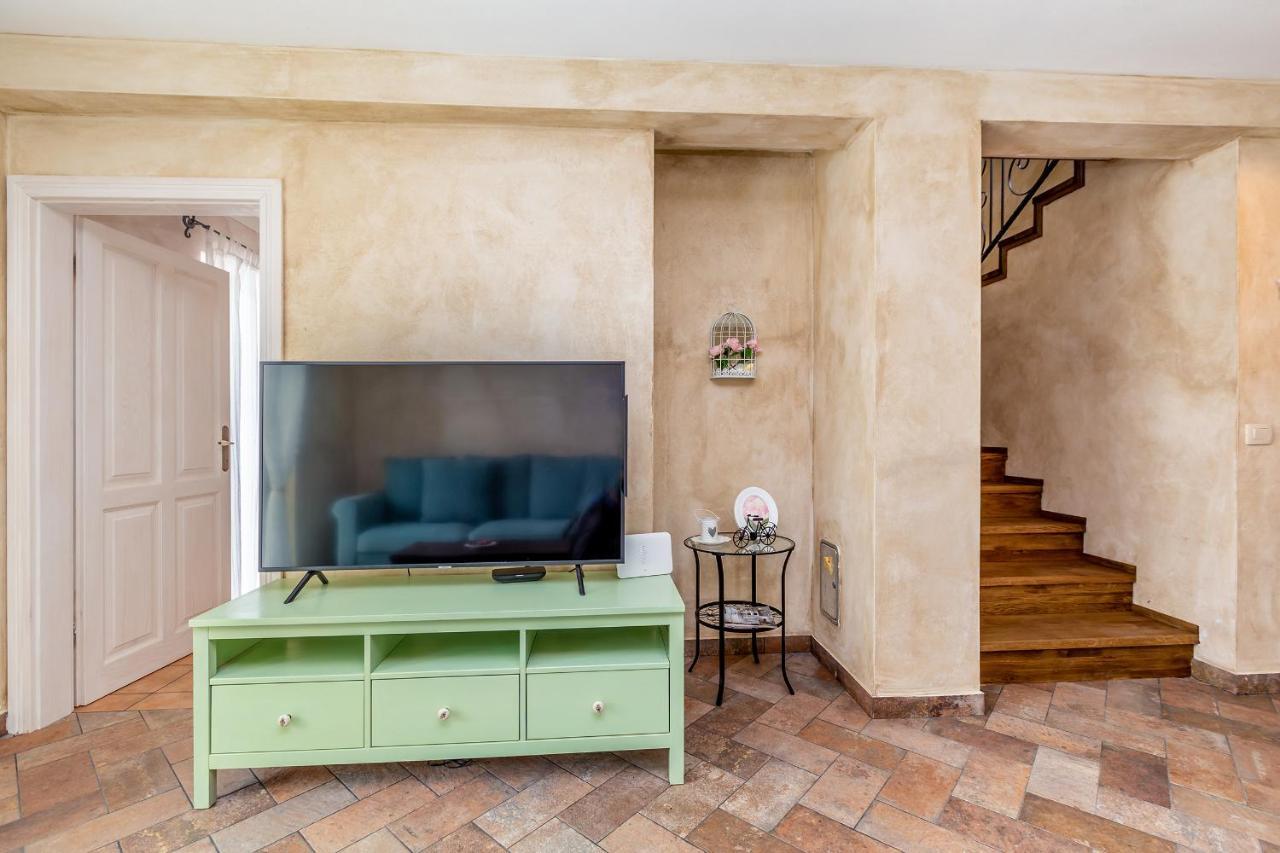 Holiday House Chiara Vrh  ภายนอก รูปภาพ