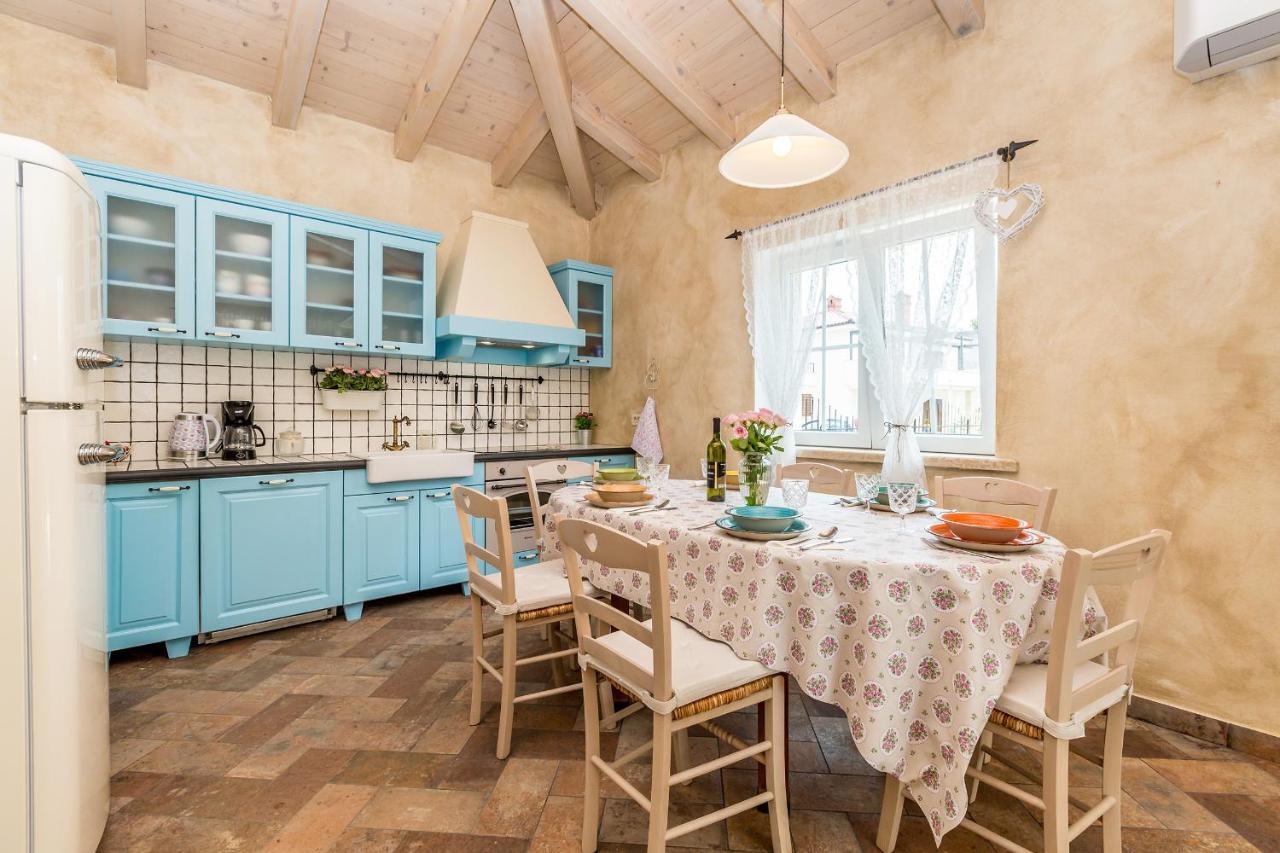 Holiday House Chiara Vrh  ภายนอก รูปภาพ